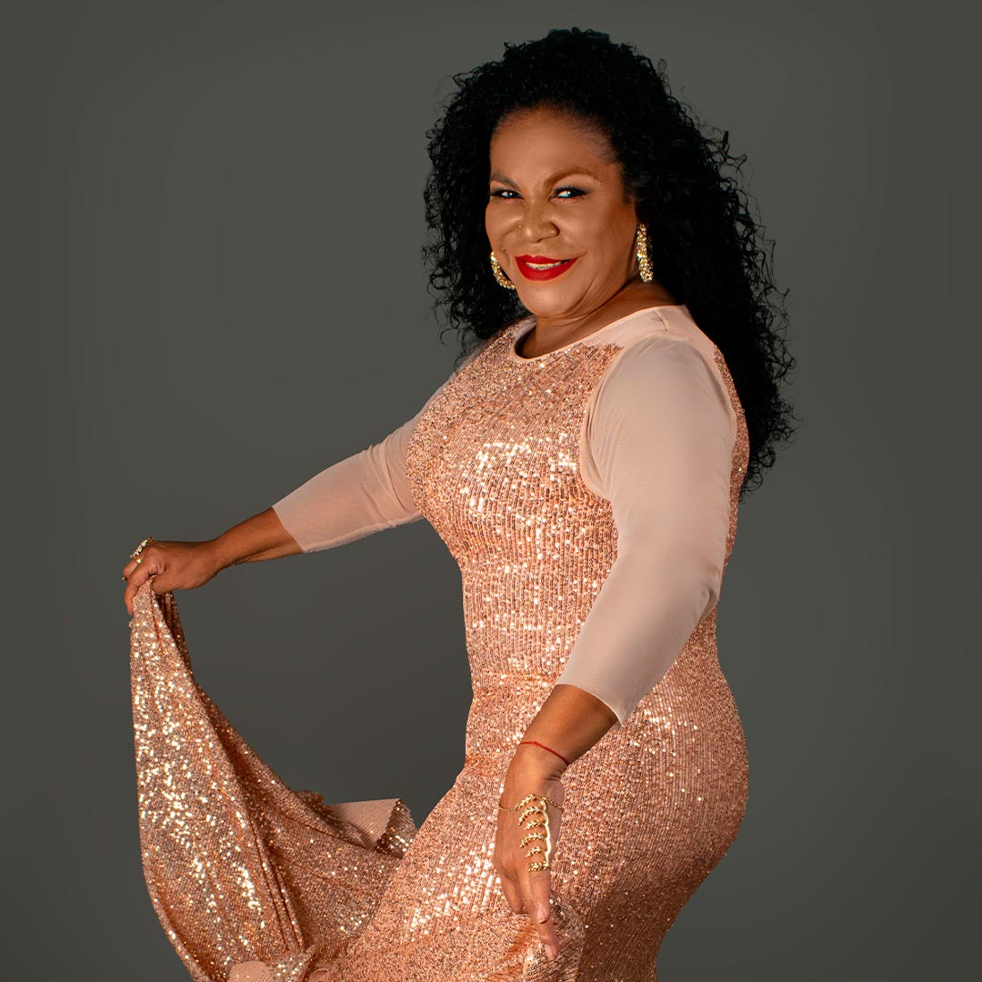 Eva Ayllón